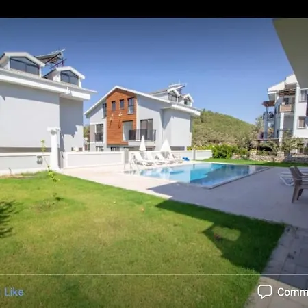 Aliya's Golden Spacious 3 Bed Апартаменты Фетхие